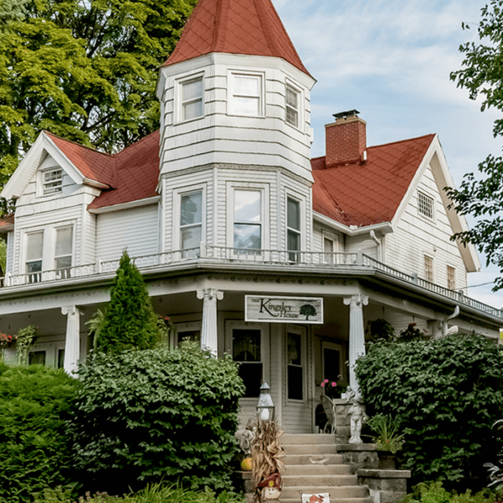 Saugatuck Michigan Bed and Breakfast, Romantic Kingsley House MI Inn